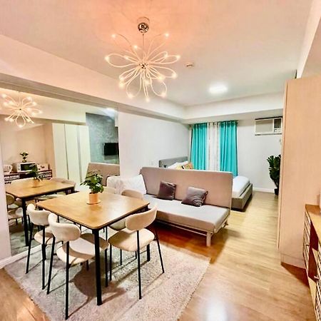 Abreeza Studio Suite 2321 - Pool, Wifi, City View, Washer, Ac, Netflix, Mall Davao Luaran gambar